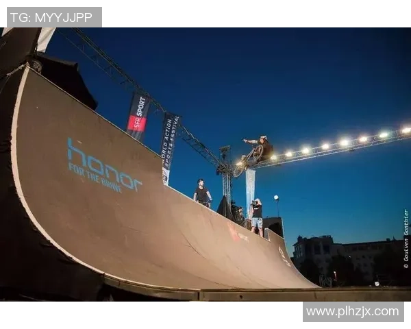 杭州极限运动队的奋斗与荣耀:一场突破自我的精彩旅程 杭州极限运动队的奋斗与荣耀:一场突破自我的精彩旅程