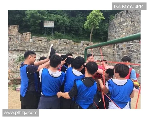 武汉街舞团队协作排名创新高展现青春活力与团队精神 武汉街舞团队协作排名创新高展现青春活力与团队精神