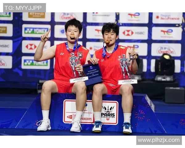 羽毛球的奋斗与荣耀：杭州羽毛球队成长之路的真实记录与回顾