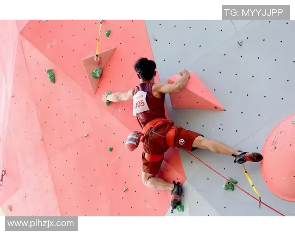 聚焦攀岩:探索杭州攀岩队默契配合与团队精神的深度分析 聚焦攀岩:探索杭州攀岩队默契配合与团队精神的深度分析