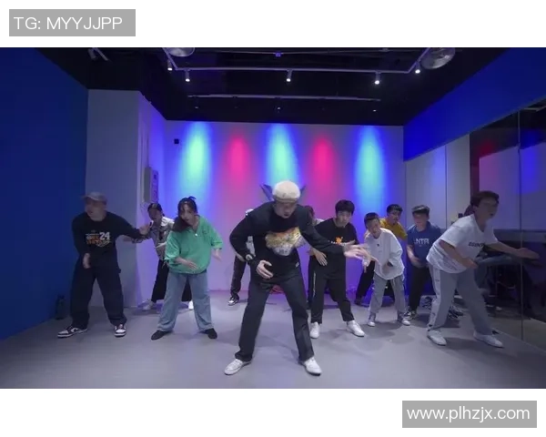 西安街舞队与重庆街舞队实力对比赛后分析与总结 西安街舞队与重庆街舞队实力对比赛后分析与总结